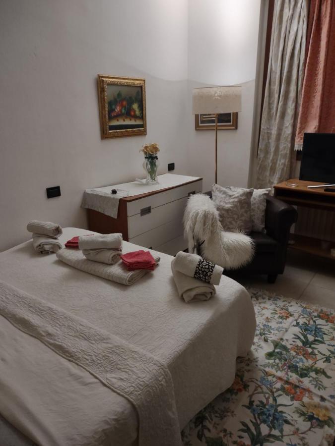 Appartement Dolce Notti à Bergame Extérieur photo